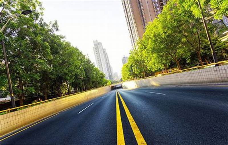 广东将试点设高速公路和快速路超车专用道